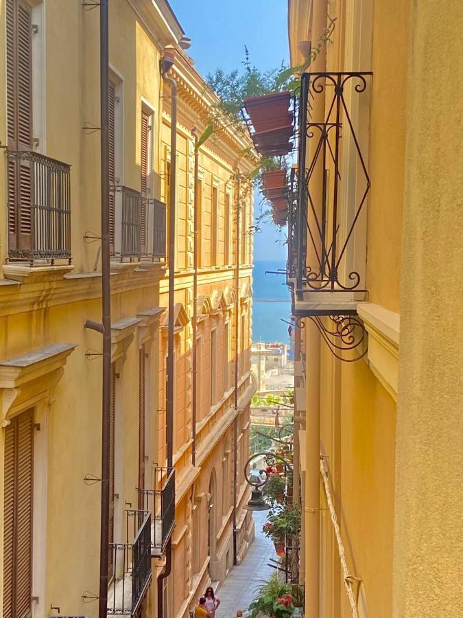 Domus Myoho Apartment Cagliari Luaran gambar