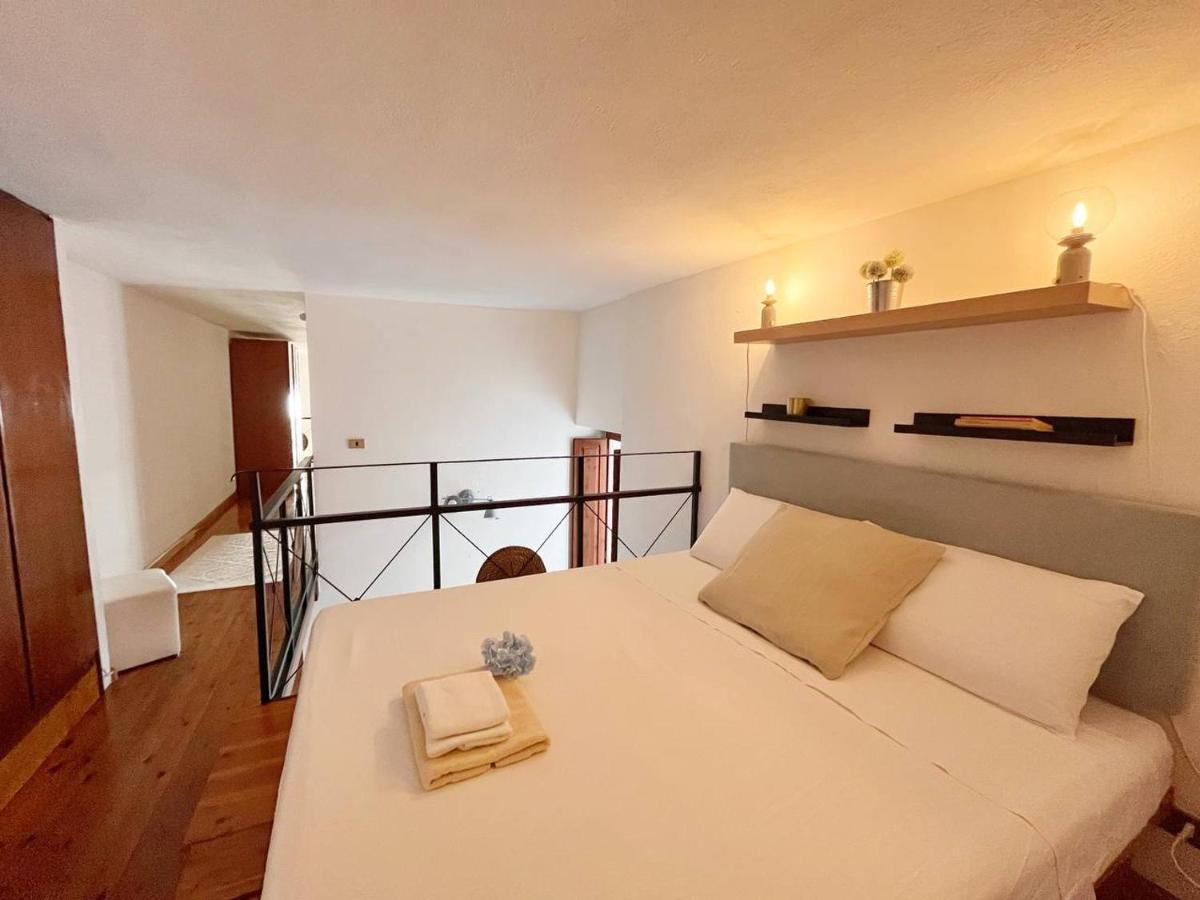 Domus Myoho Apartment Cagliari Luaran gambar