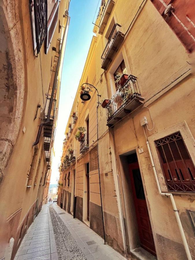 Domus Myoho Apartment Cagliari Luaran gambar
