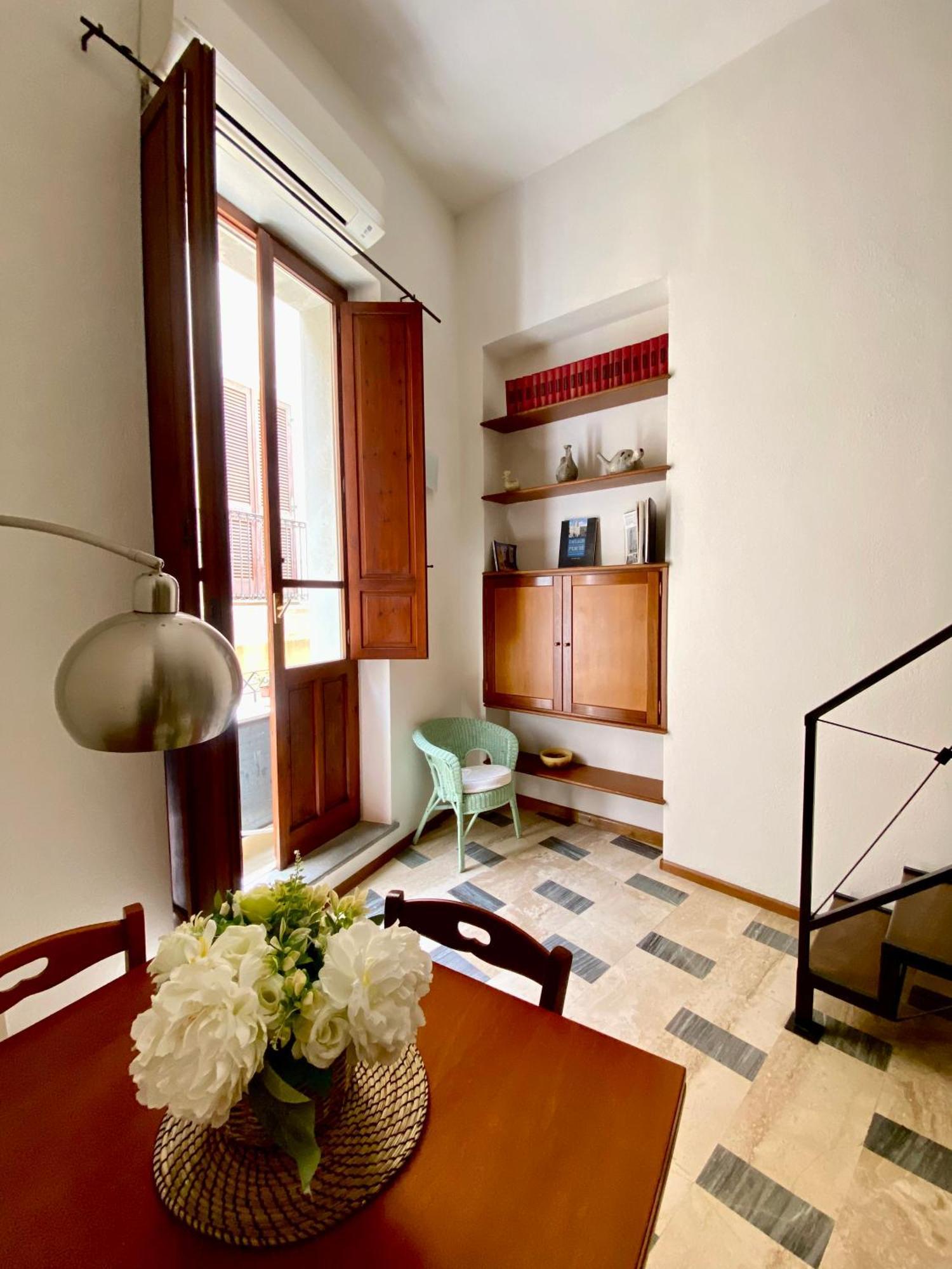 Domus Myoho Apartment Cagliari Luaran gambar